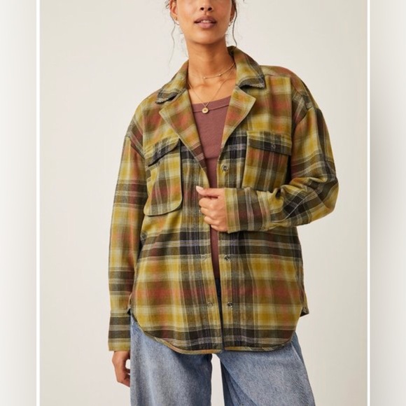 NWT Free People Izzy Cargo Oversized Shirt/ Jacket in Olive Combo - Picture 8 of 14